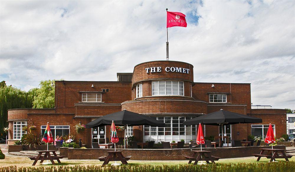 Ramada Hatfield Hatfield  Exterior photo